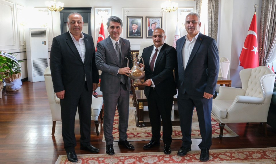 Nizam Sağlam’dan Bolu Valisi Abdulaziz Aydın’a Hayırlı Olsun Ziyareti